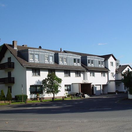 ホテル Zur Burgruine Frauenberg Ebsdorfergrund エクステリア 写真